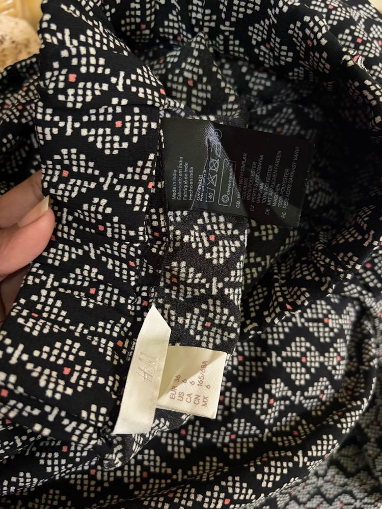 H&amp;M Black Diamond Print Trouser