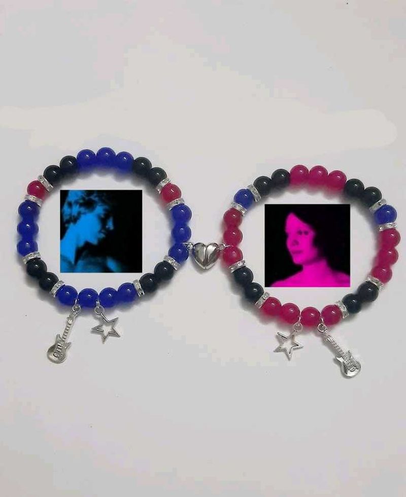 TV girl matching bracelets 💕
