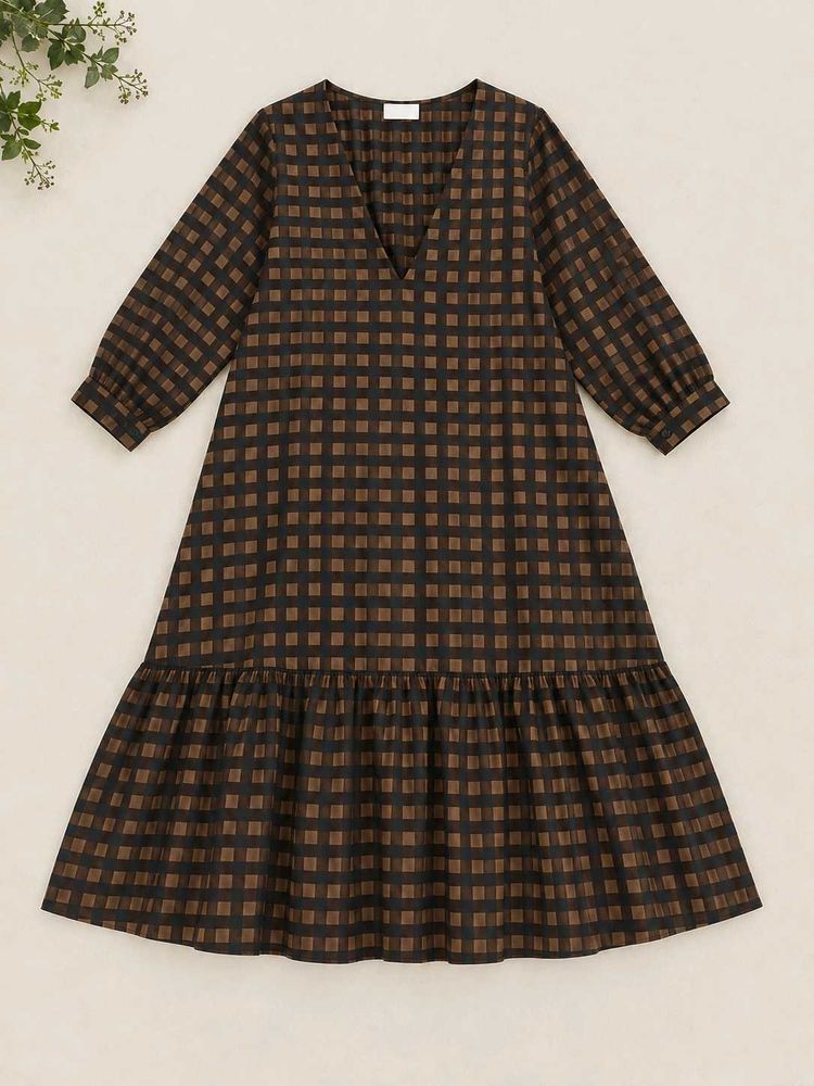 Chic Brown Gingham Tiered Dress for mommy to be an