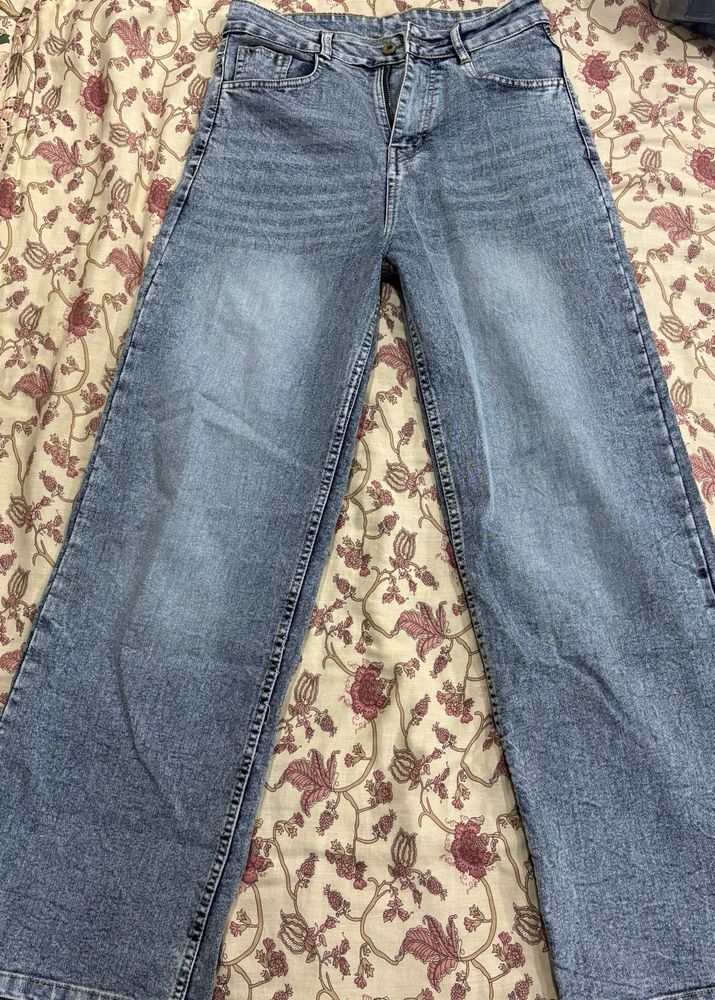 Light Wash Wide Leg Jeans