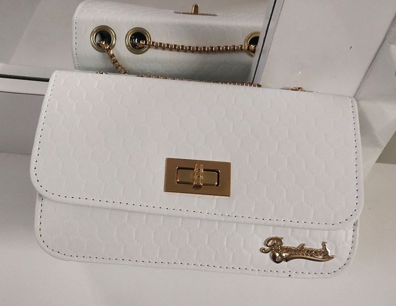 Bandicoot Brand New Sling Bag (White)