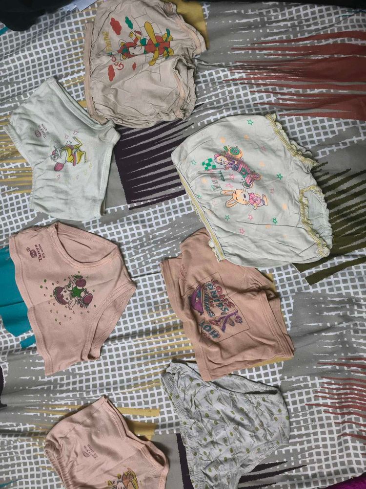 Cute Cartoon Print Cotton Briefs Girls 3-5 years