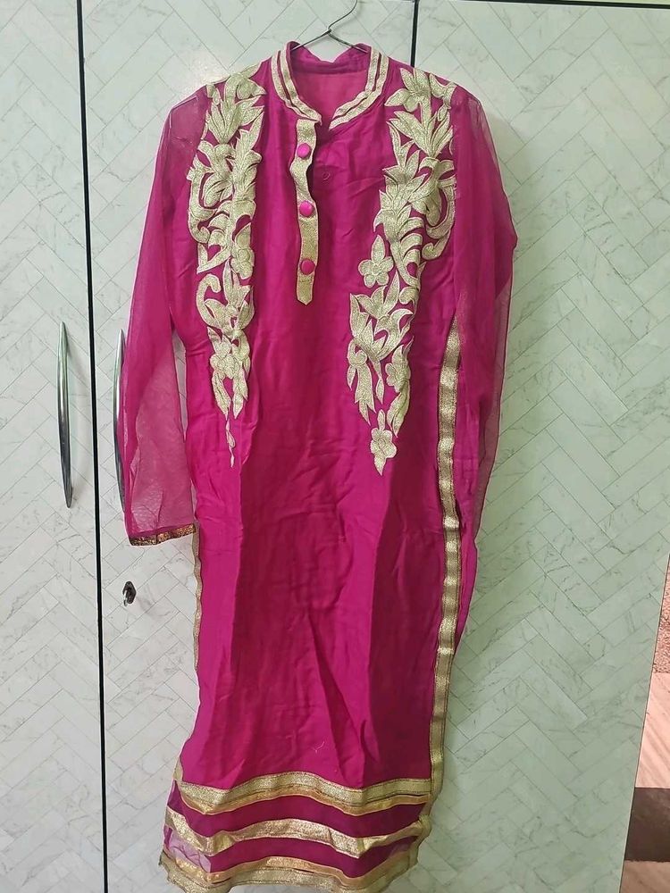 Beautiful Pink Kurta with Gold Embroidery
