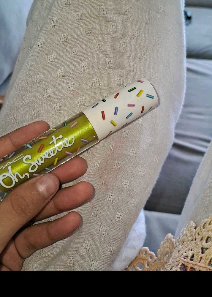 MAC Oh, Sweetie Lipstick