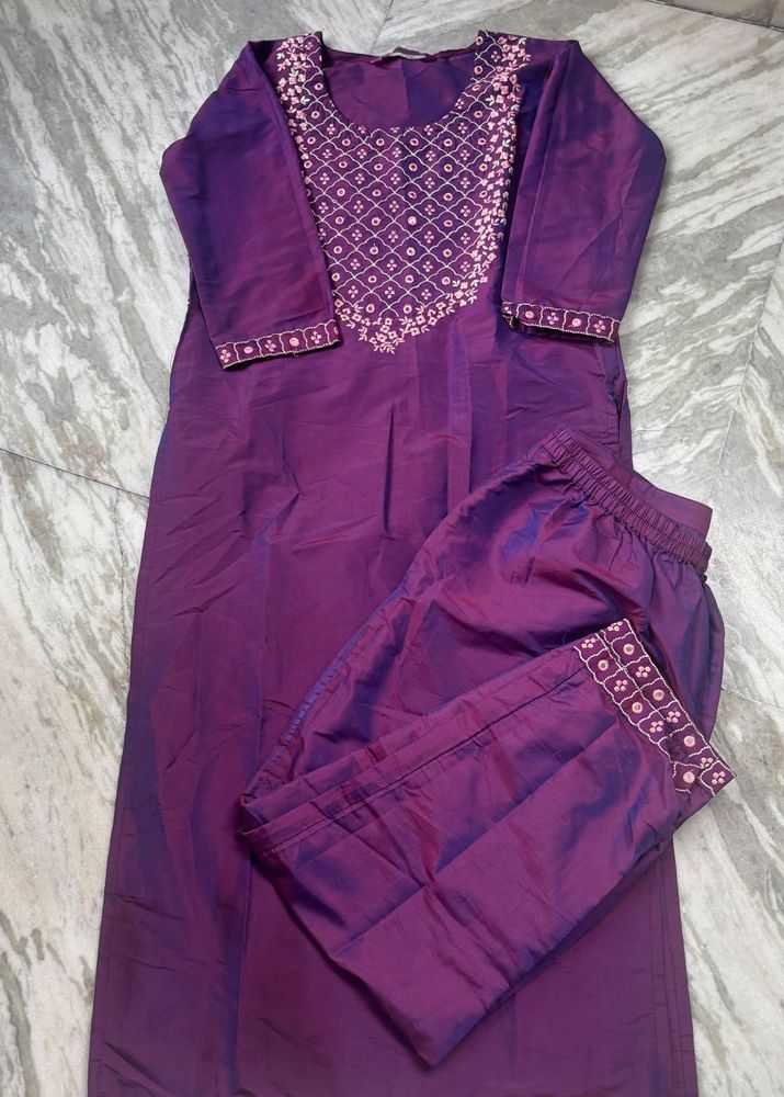 Elegant Purple Embroidered Kurta Set
