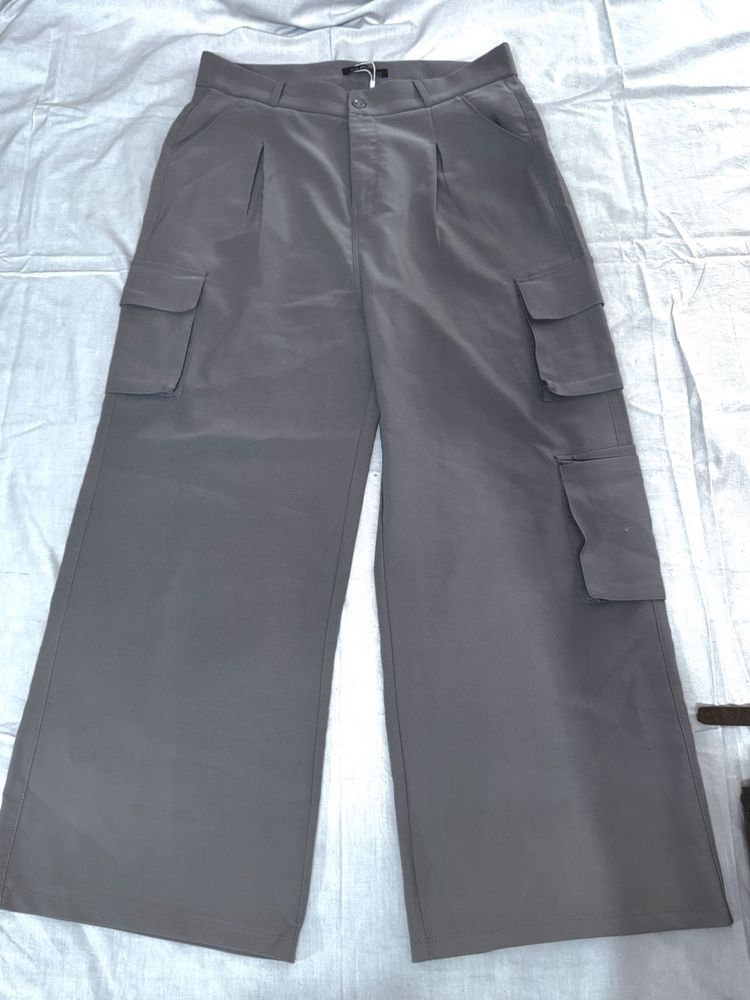 Stylish Grey Cargo Wide-Leg Pants