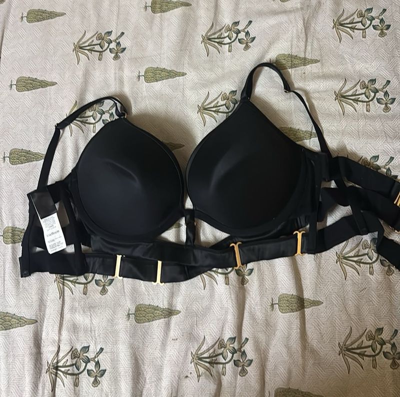 Chic Black Strappy Bra