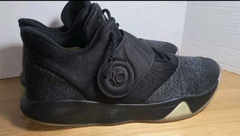 Nike KD Trey 5 IX - Stylish