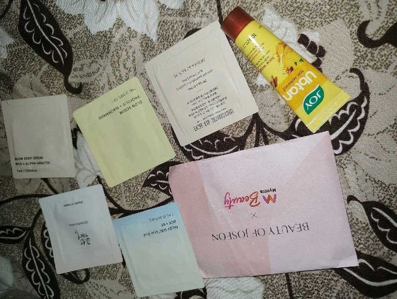 Beauty Sample Pack - Skincare &amp; Tan Removal