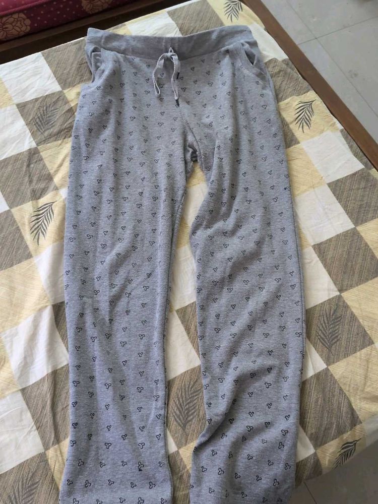 Cozy Grey Heart Print Lounge Pants