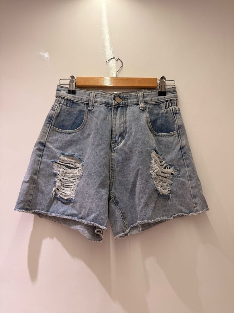 ❗️Distressed Denim Shorts❗️