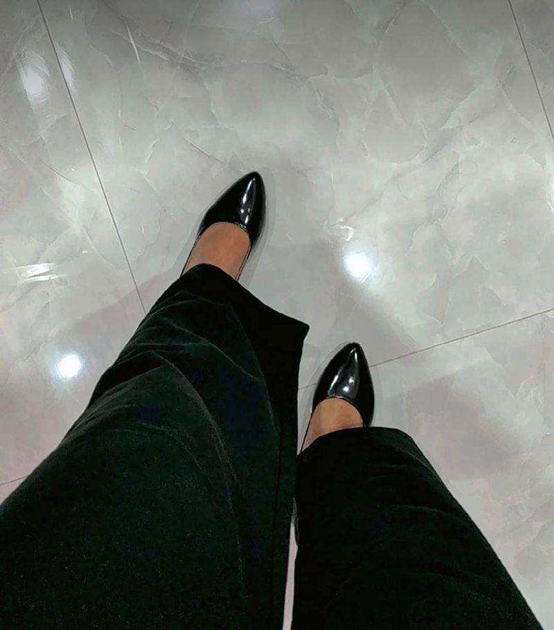 Matte Black Pointed Toe Heels