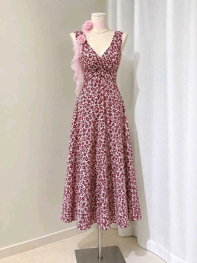 🌸🪞 Chic Floral Midi Dress 🪞🌸