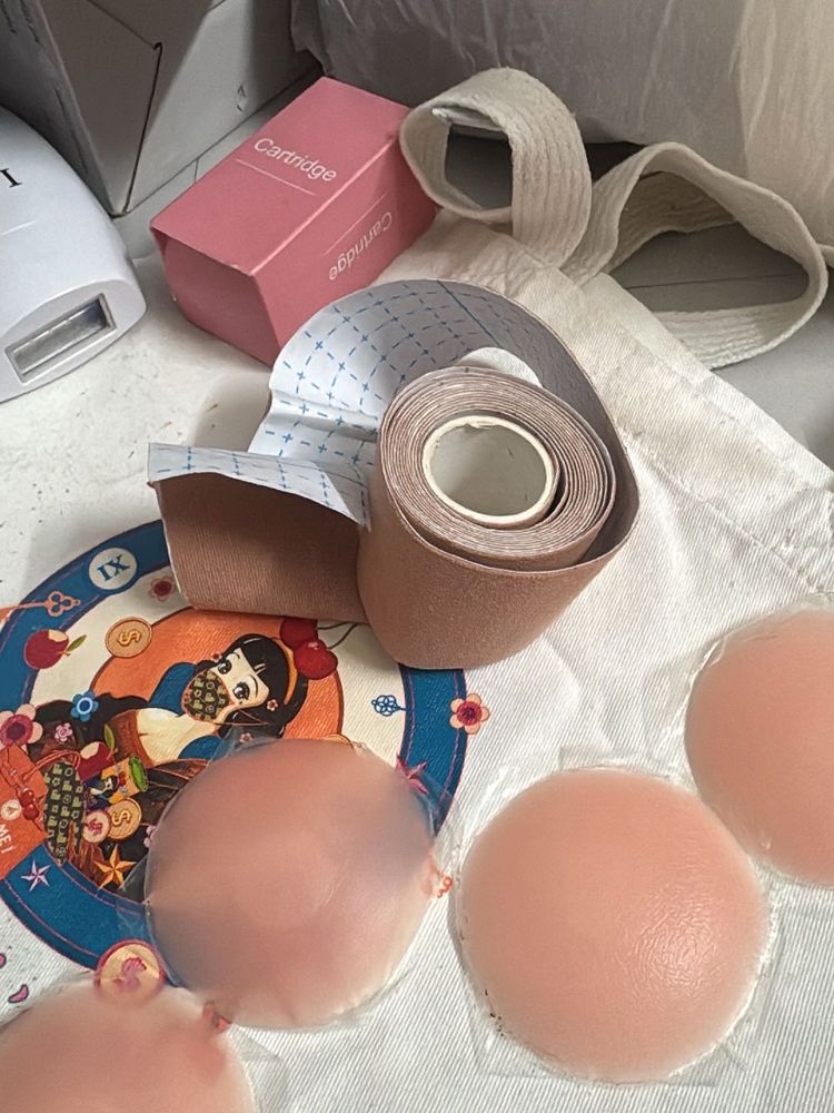 Boob Tape😙 Free nipple cover