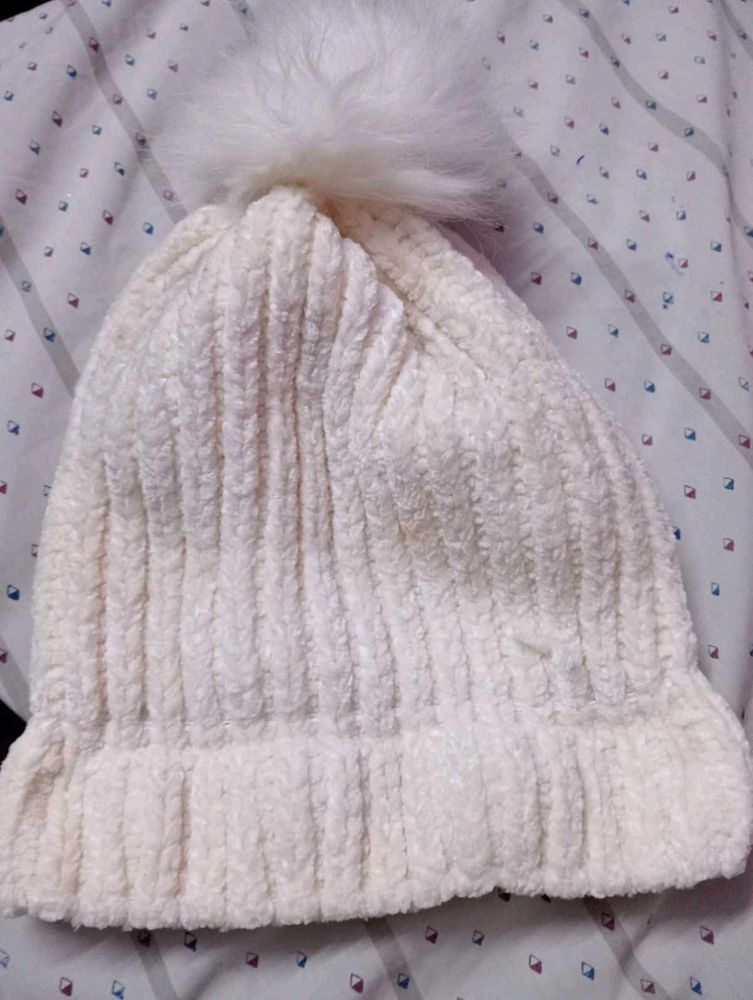 White Knit Beanie with Pom-Pom