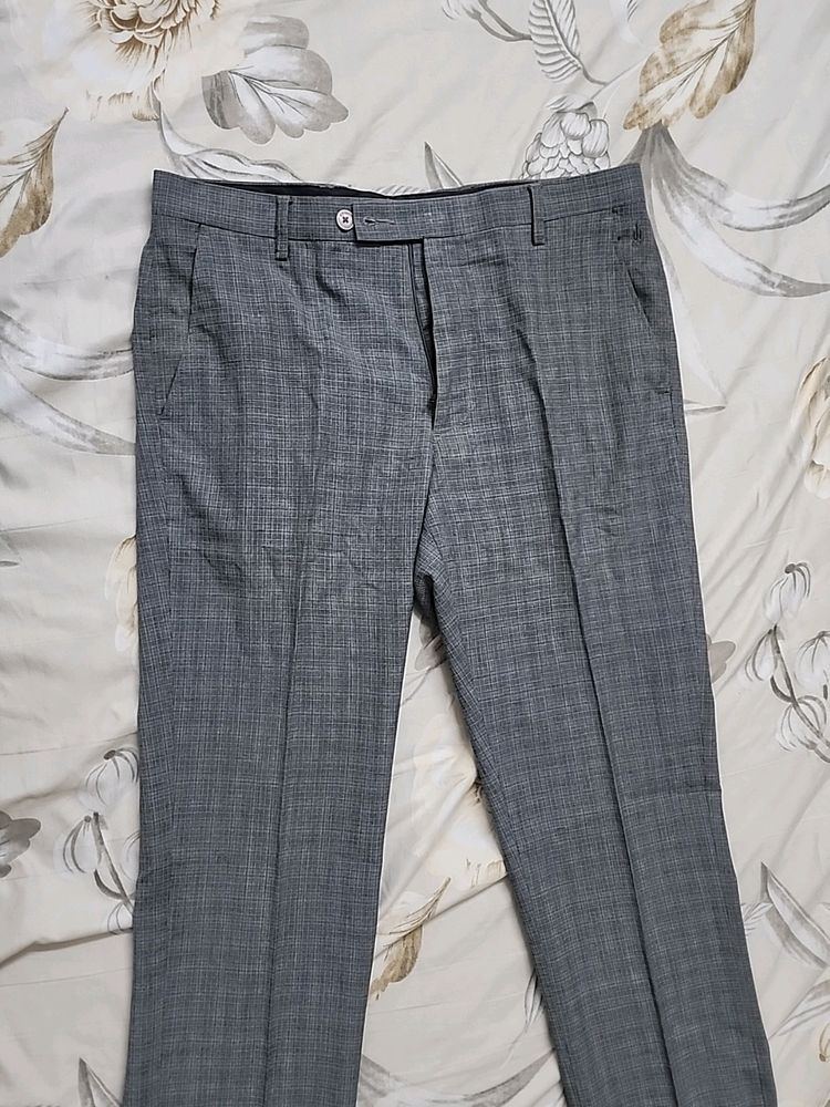 Arrow Newyork Grey Formal Pant