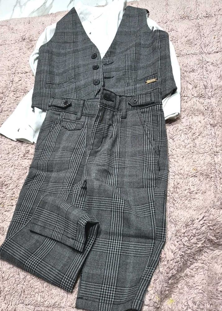 Boys Plaid Suit Set
