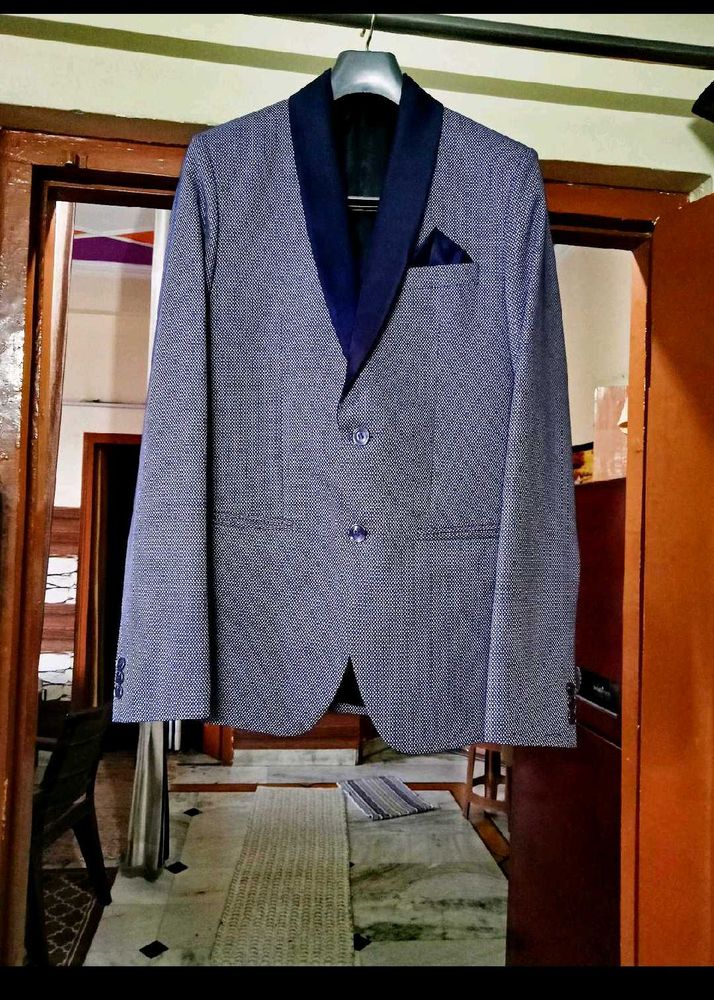 Stylish Textured Blazer