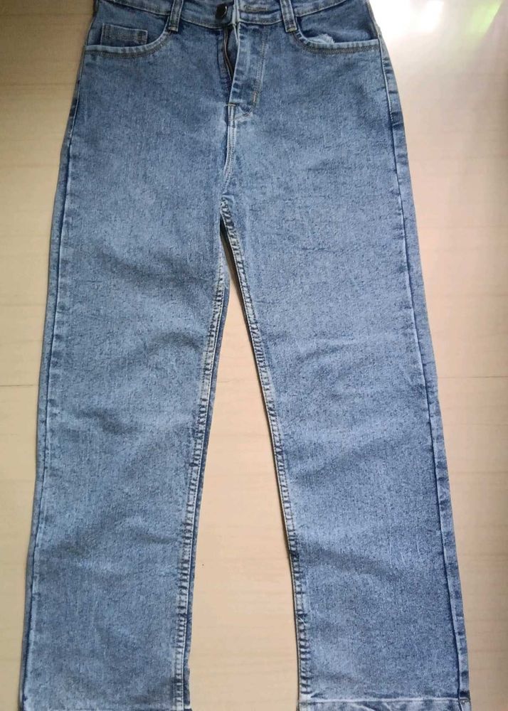 Light Wash Wide Leg Jeans