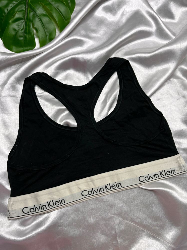 😍 Branded Calvin Klein Sports Bra