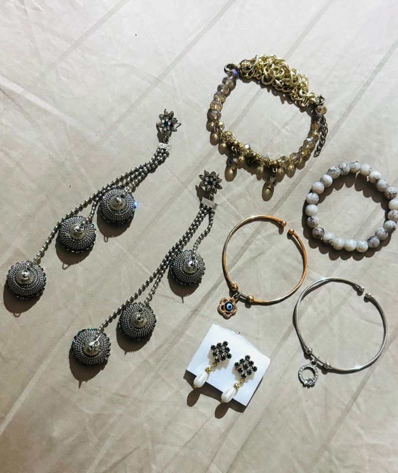 Elegant Jewelry Set - Earrings &amp; Bracelets