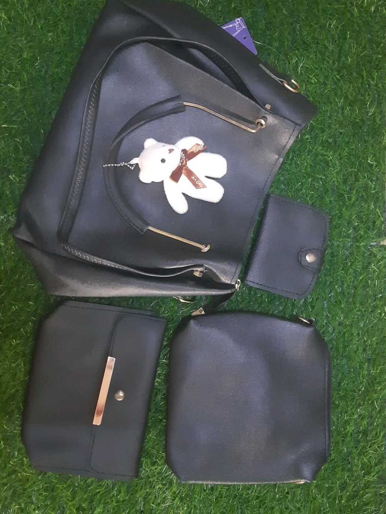 ↪️ Handbag pack 4pc Brand New Unused