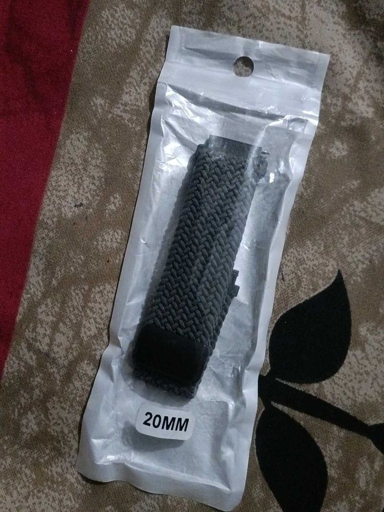 Magnetic Nylon Watch Strap 20mm Brand New