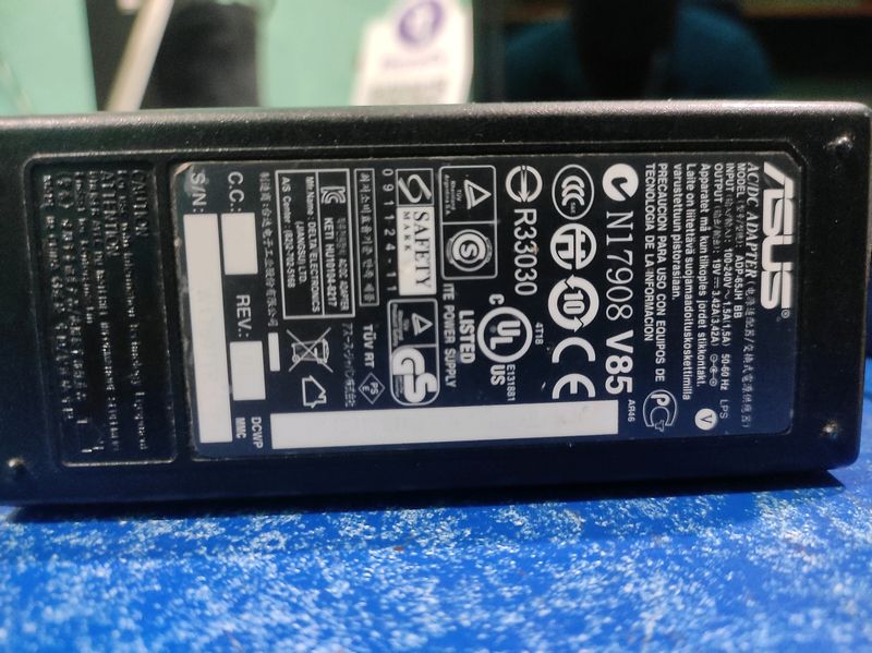 Asus Laptop Charger 65Watt Working Condition