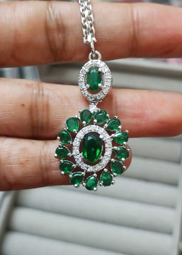 Emerald &amp; Diamond Pendant Necklace