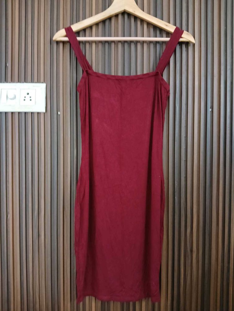 Maroon Spaghetti Strap Bodycon Dress