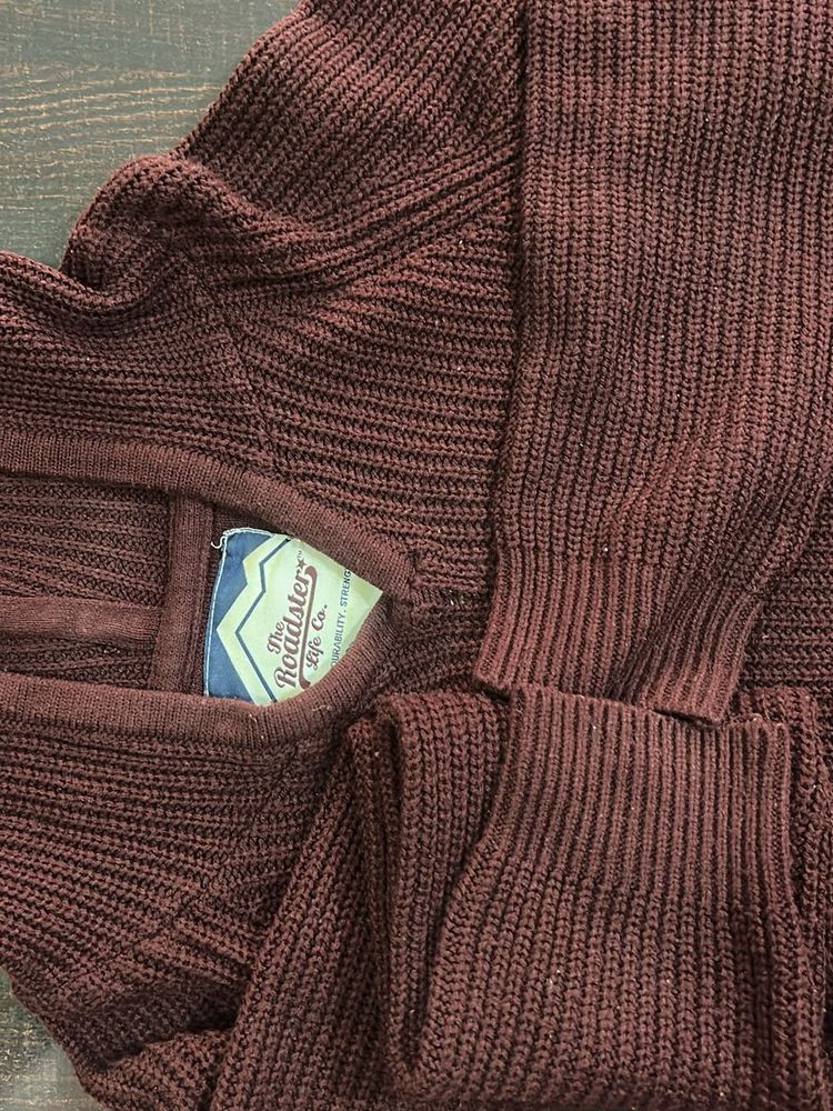 Roadster Knitted Maroon Sweater