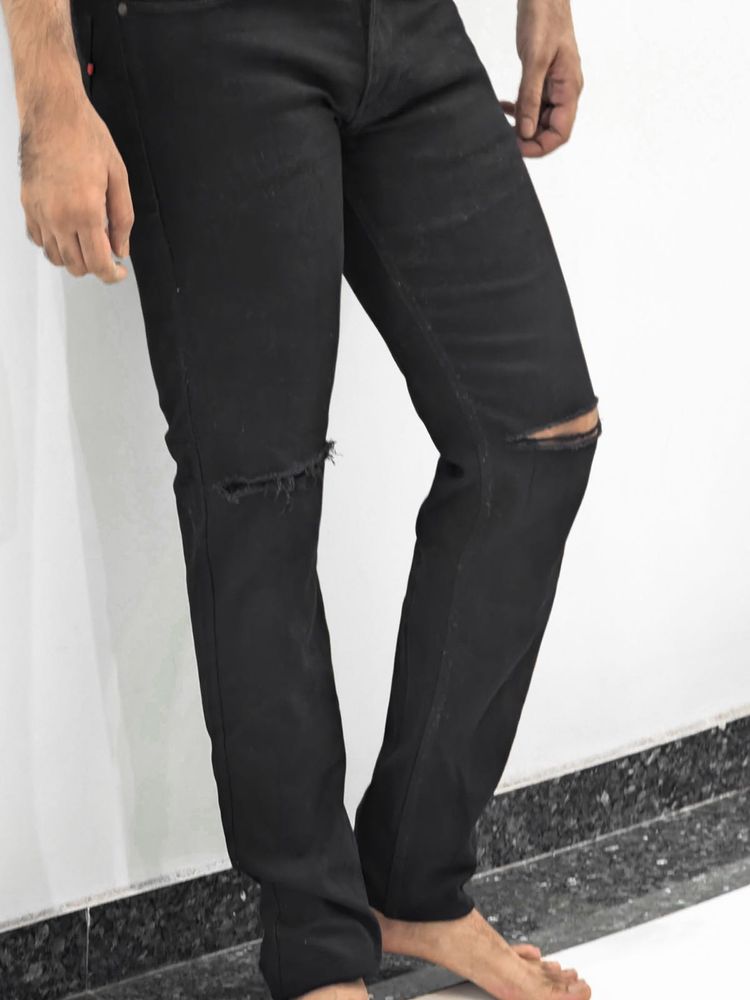 Black Ripped Jeans