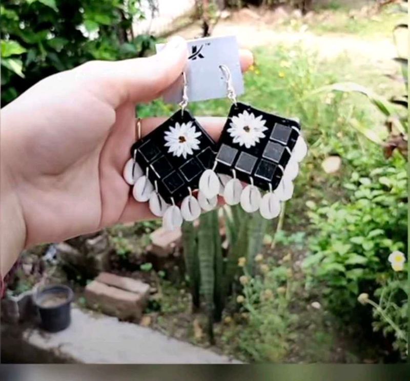 Unique Dangle Earrings with Shells