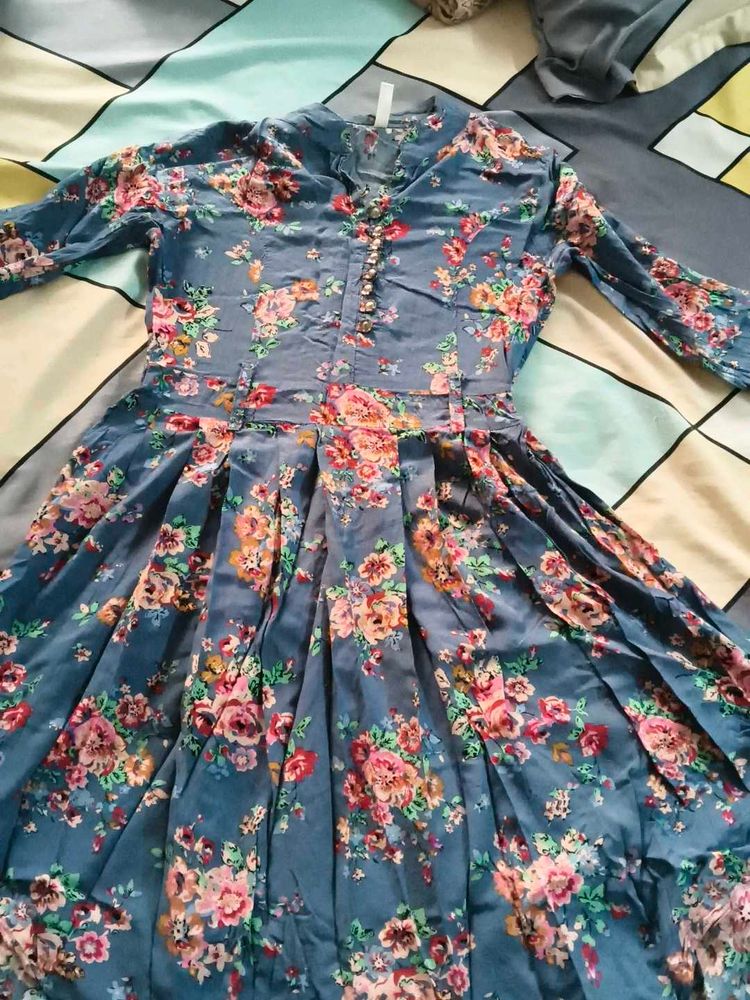 Beautiful Floral Print Ethnic Gown cum kurti top