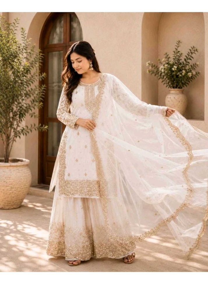 Elegant White &amp; Gold Embroidered Kurta Set