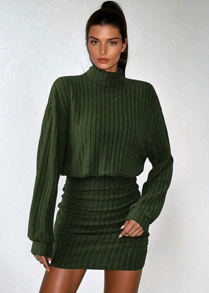 olive solide high neck sweater dress