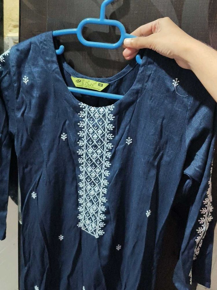 Elegant Embroidered Navy Blue Kurta