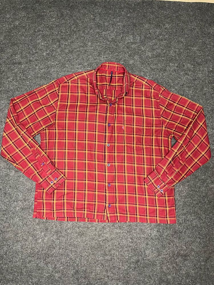 levis boxy cropped longsleeve shirt