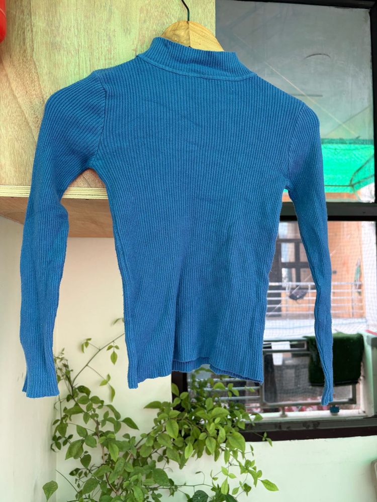 Chic Blue Ribbed Mock Neck Top