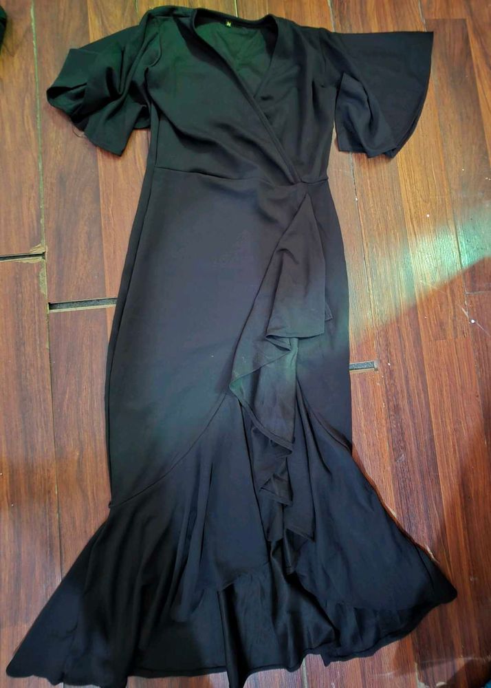 Elegant Black Wrap Dress