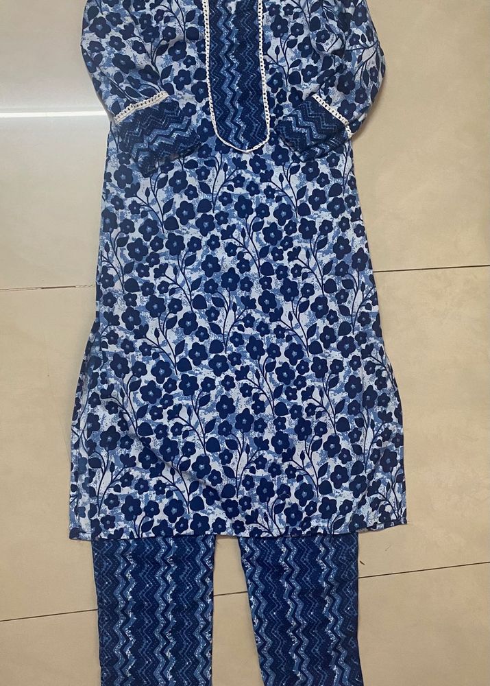 Girls Blue Floral Kurta Set (9-11) clearing