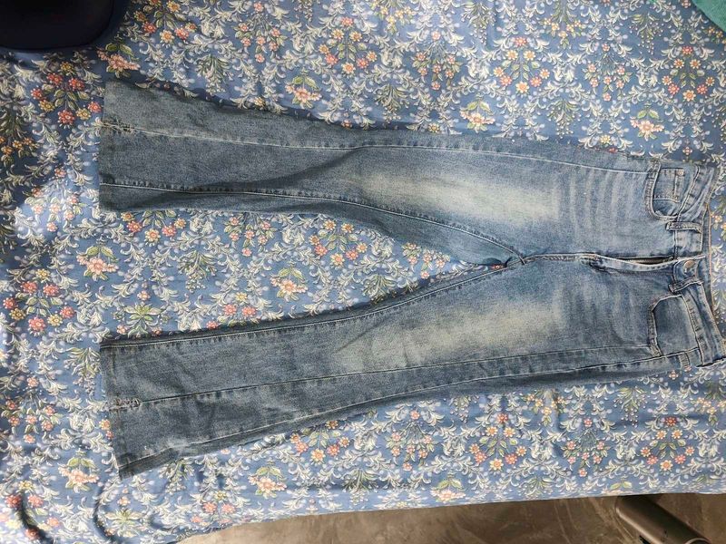 Women's Blue Wash Flare Jeans