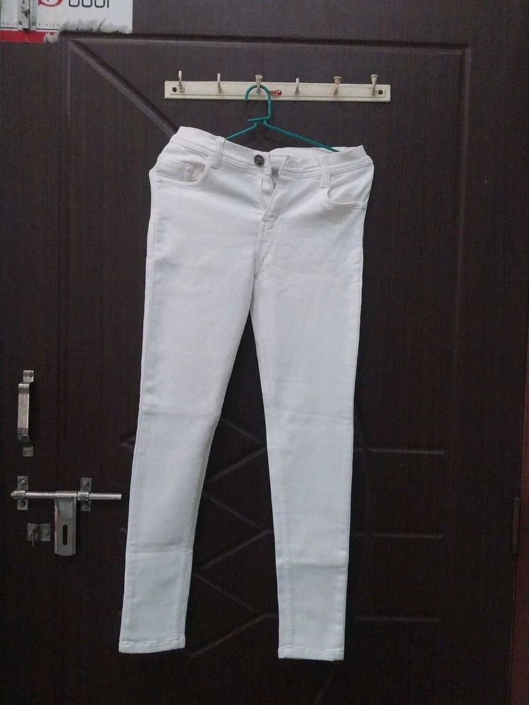 Classic White Skinny Fit Jeans