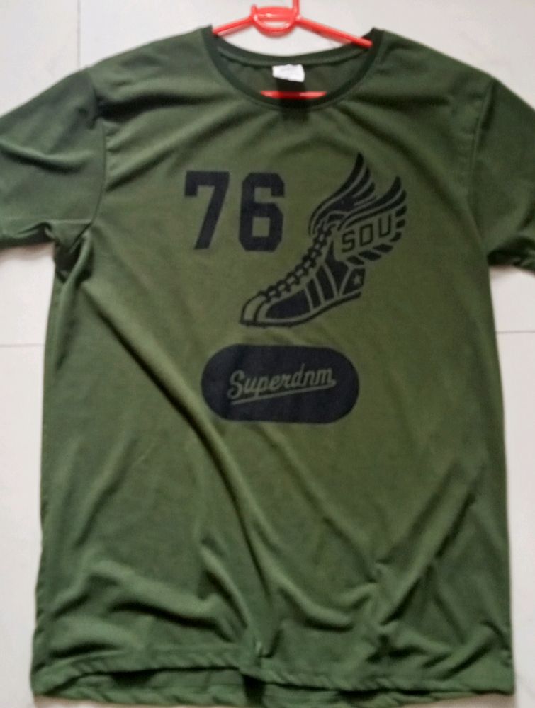 T Shirt