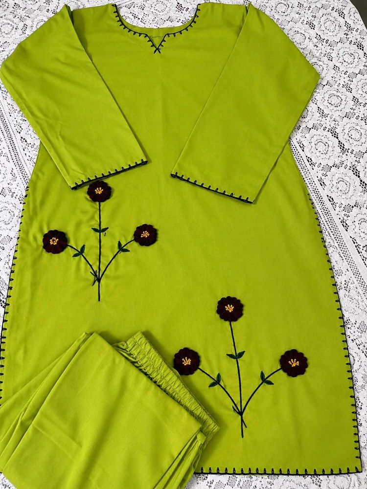 hand embroidery Lime Green Kurta Set