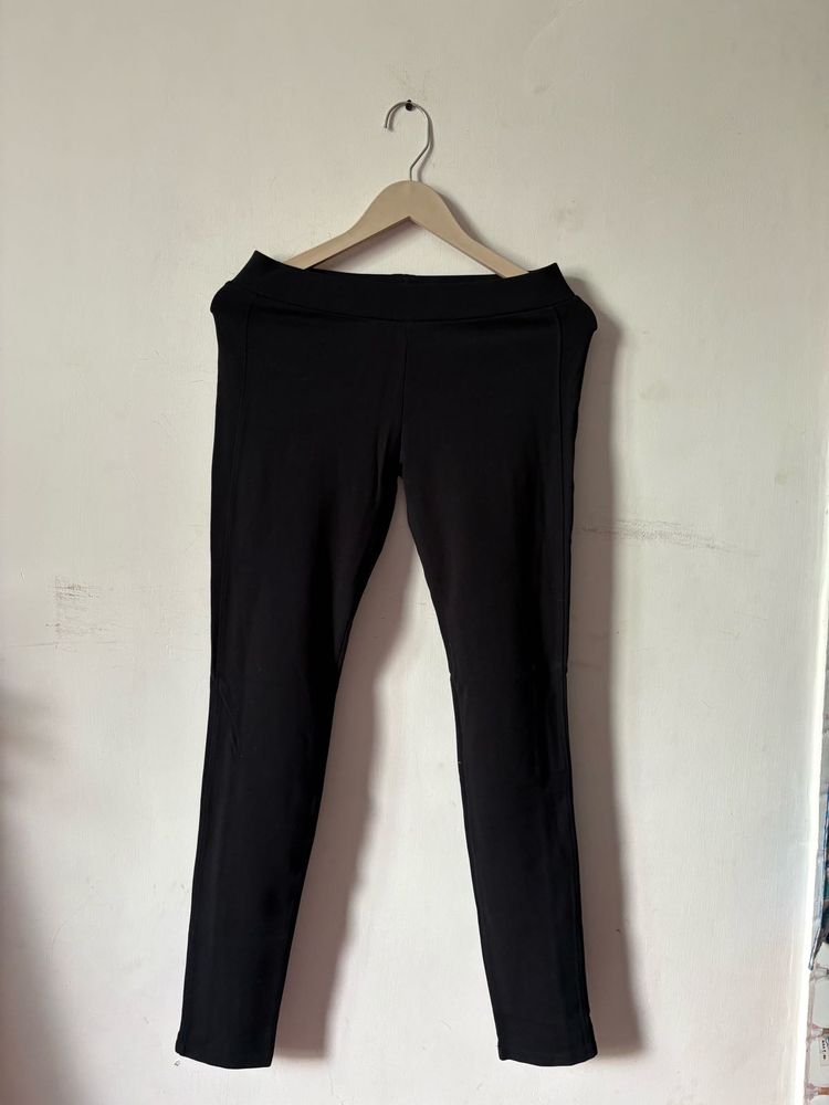 Uniqlo Women's Black Slim Pant