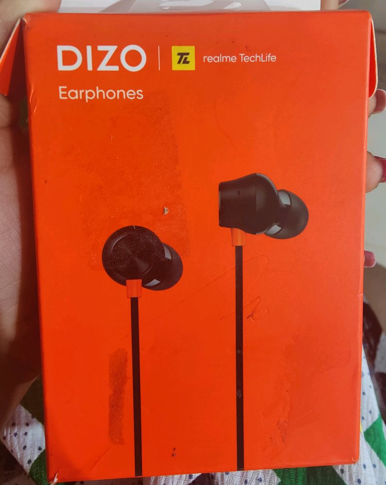 Dizo  Earphones. Realme Techlife .Like New.