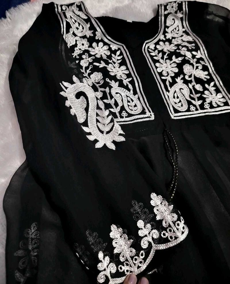 black embroidery Short kurti with teasle