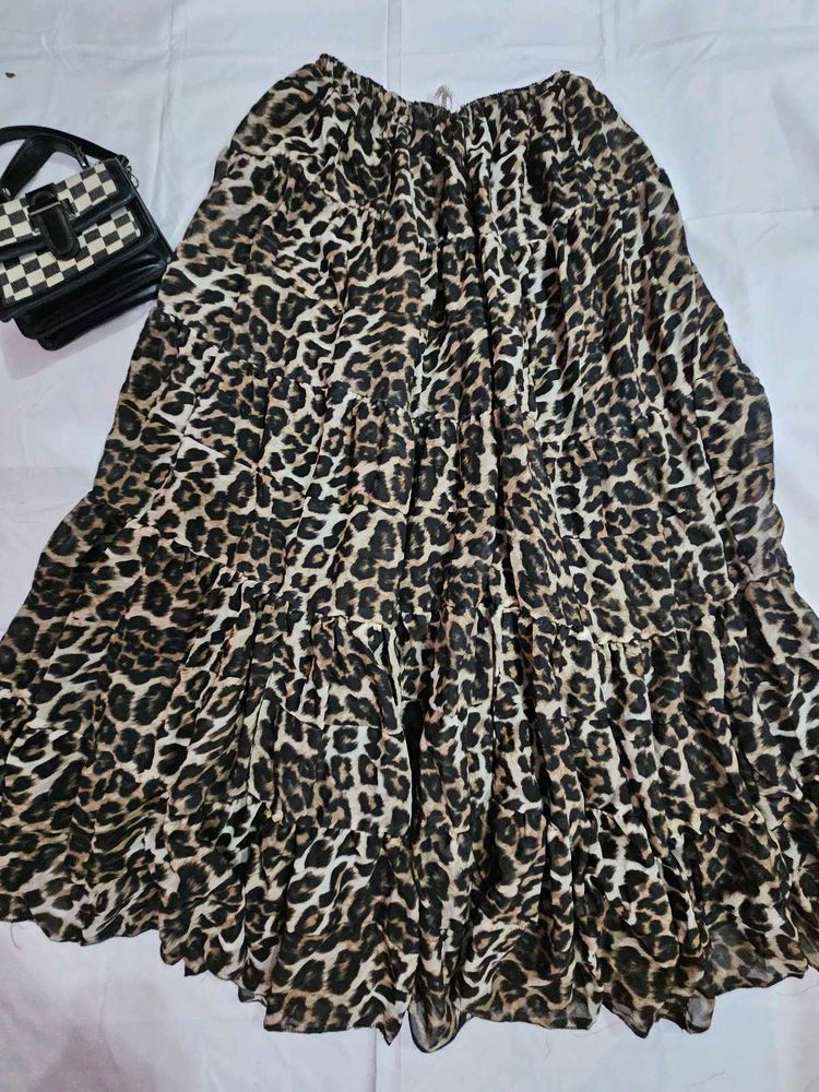 Leopard Print Tiered Maxi Skirt