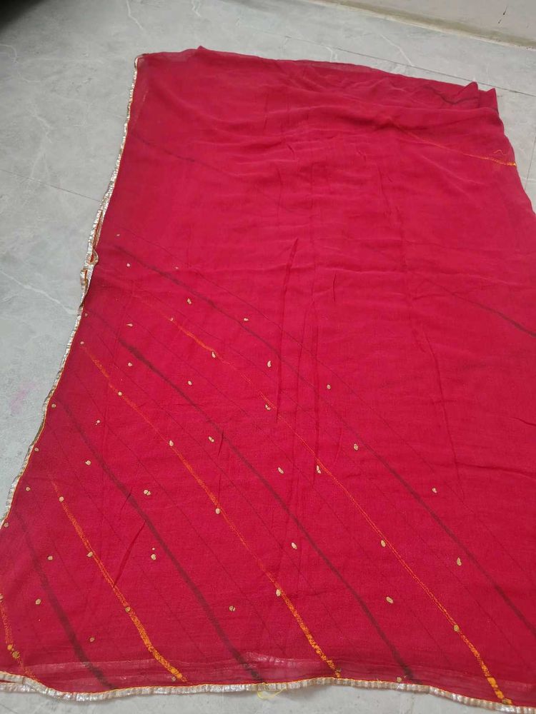 Red Bandhani Dupatta odhna